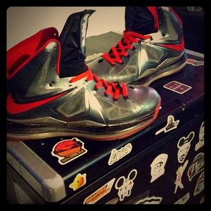 LEBRON'S JAMES Basketball Shoes